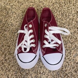 Airwalk Canvas low top Maroon Sneakers